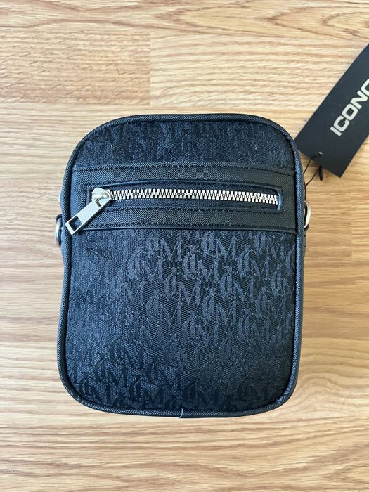 Мъжка черна чанта