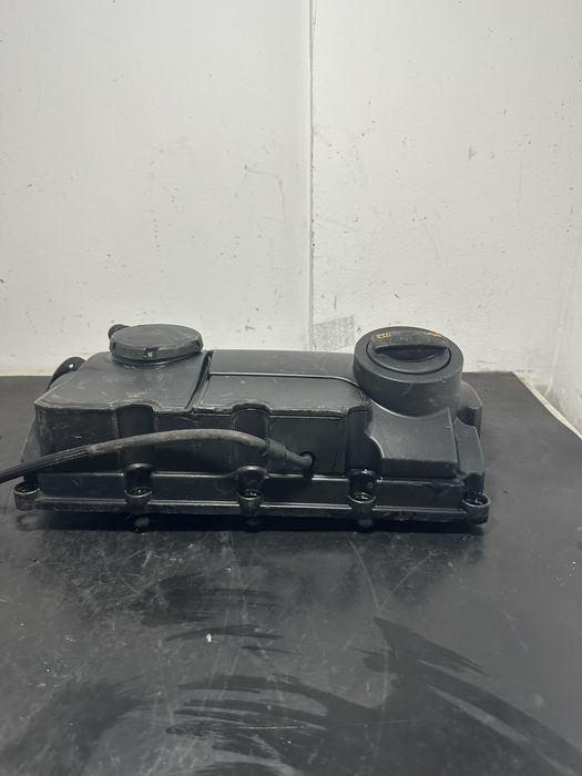 Capac culbutori Volkswagen Vw Sharan 2.0 TDI BRT  03G103469H