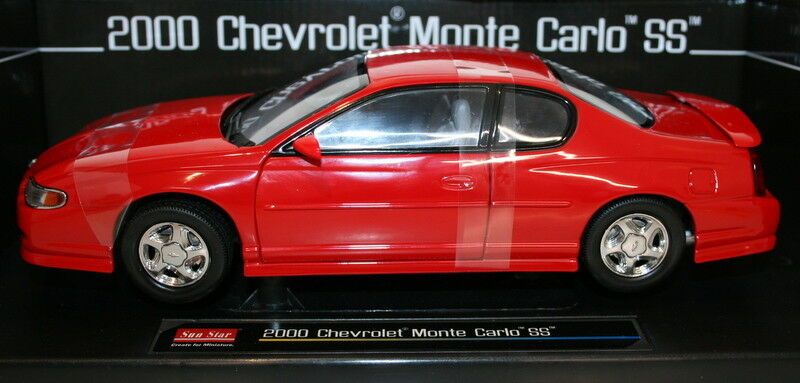 Chevrolet Monte Carlo SS Year 2000 red 1:18 SunStar macheta auto