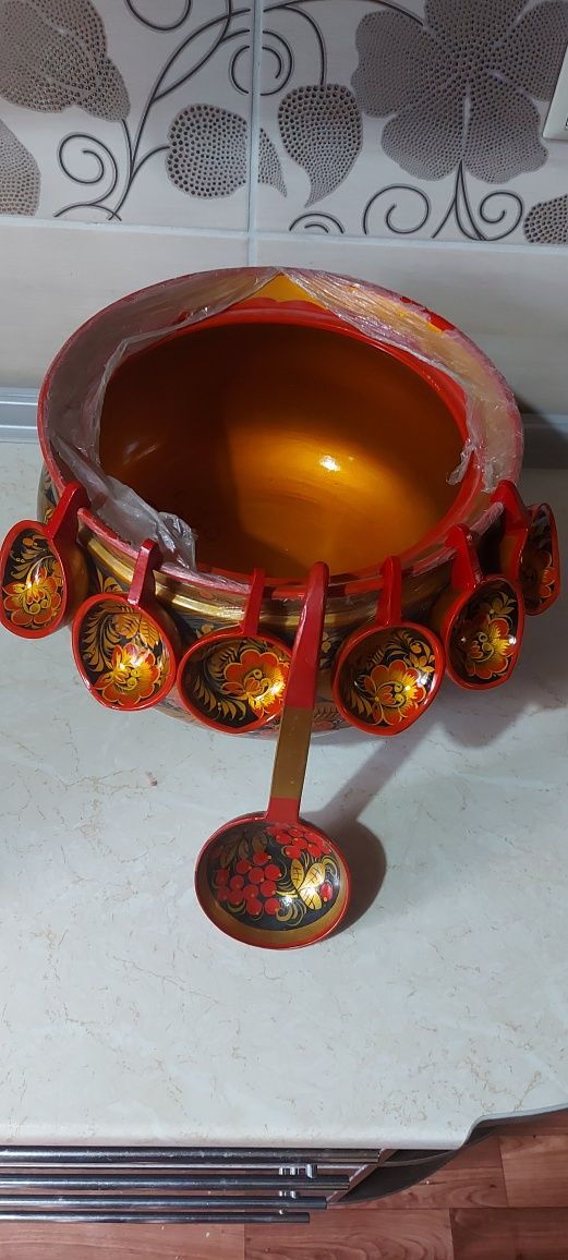 Продаётся хохлома кумысница