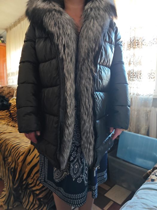 Продам зимний пуховик