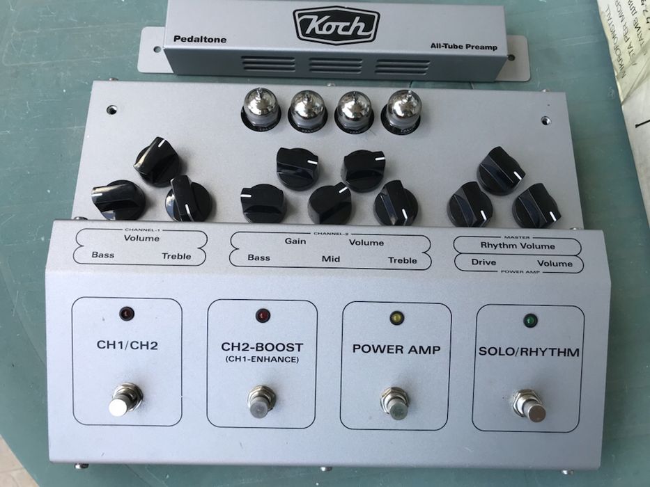 Лампов преамп за китара Koch Pedaltone