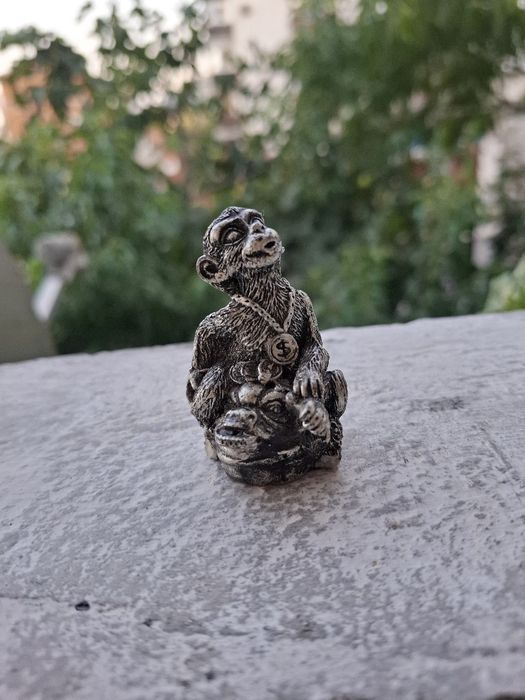 Талисманче с малки забелешки