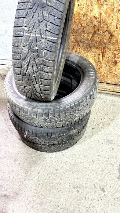 Зимние шины комплект R15 185/60. Cordiant