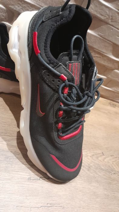 Nike Adidas React