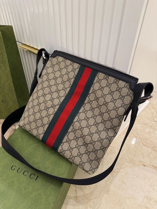Geanta Gucci originala Supreme Web canvas messenger bag