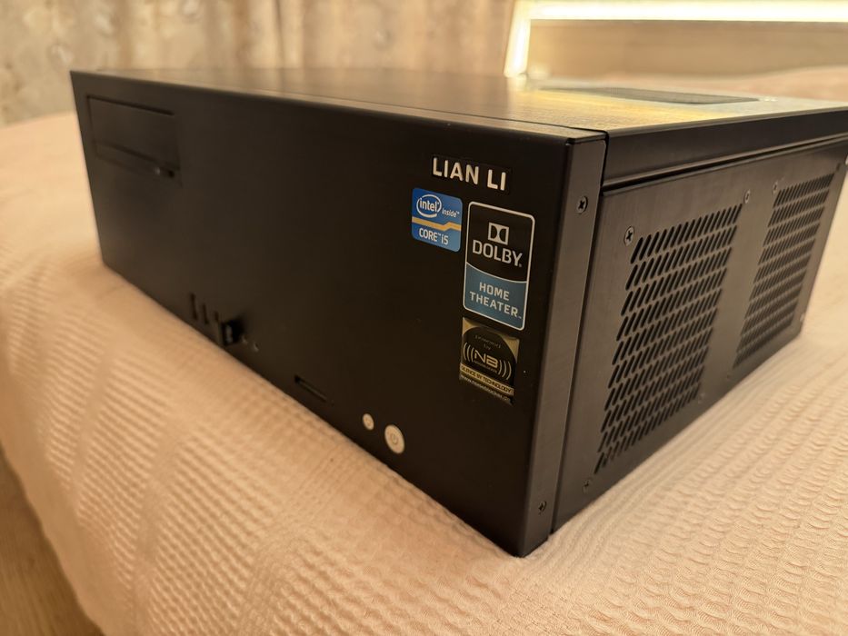 Компютърна конфигурация HTPC - 8 TB HDD