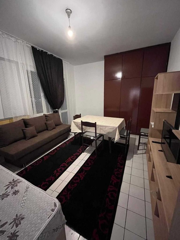 Продава се Едностаен апартамент в Пловдив, Тракия - 32 кв.м за 909 €/кв.м - Снимка #1