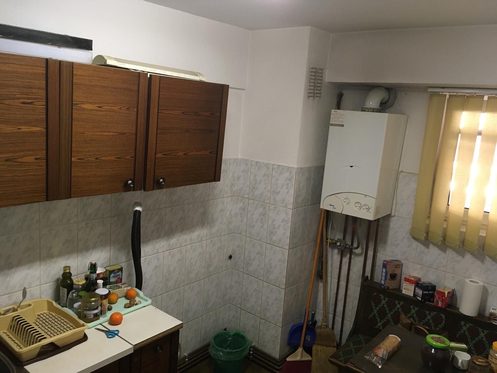 Închiriez spatiu comercial ultracentral destinat pt birouri,cabinet