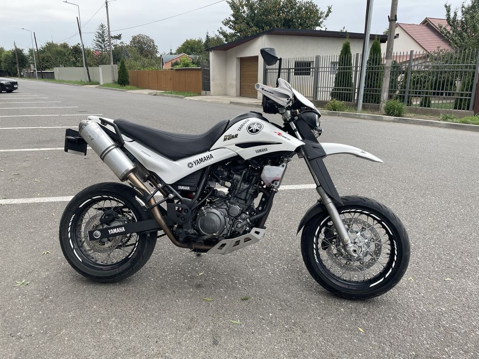Yamaha XT660X Supermoto