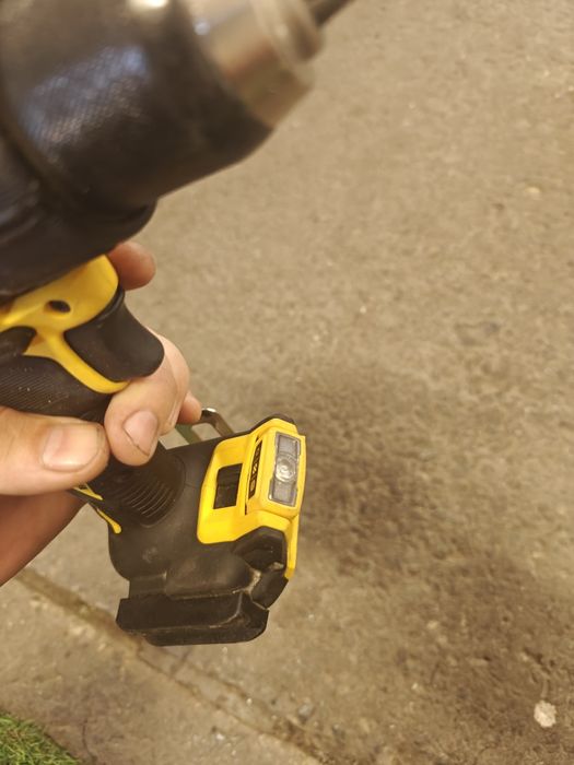Filetanta Dewalt  dcd805 Brushless