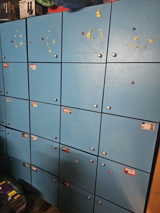 Vând urgent dulapuri