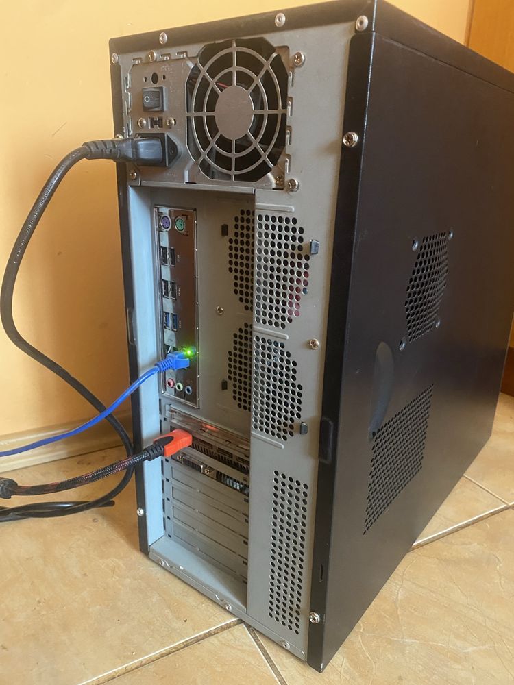 Компютър за игри AMD FX-6100 3.3-3.9GHz,16GB DDR3,RX470 RED DEVIL