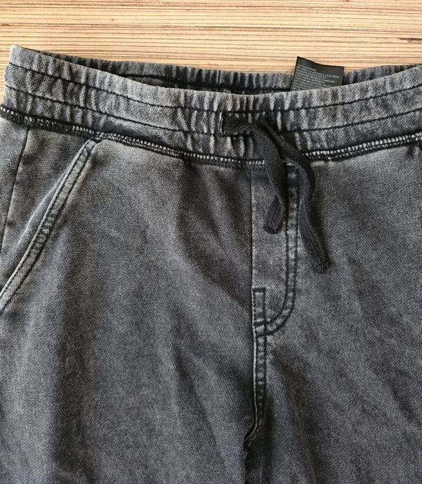 Pantaloni H&M 10-11 ani