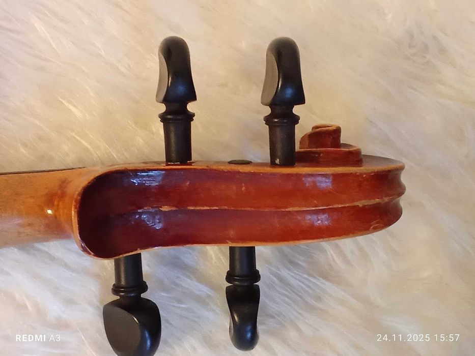 Антична Чешка Цигулка