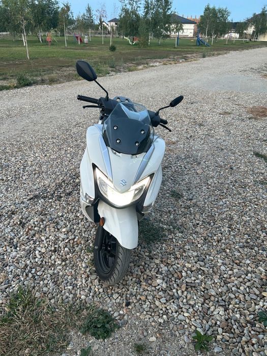 Vand scuter Suzuki Burgman