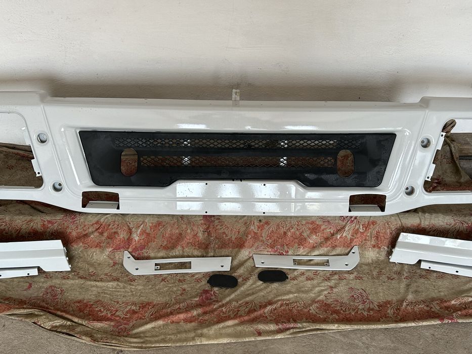 Продам бампер Шакман