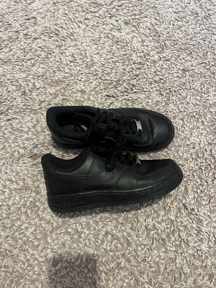 Nike Air Force 1 07-оригинални маратонки