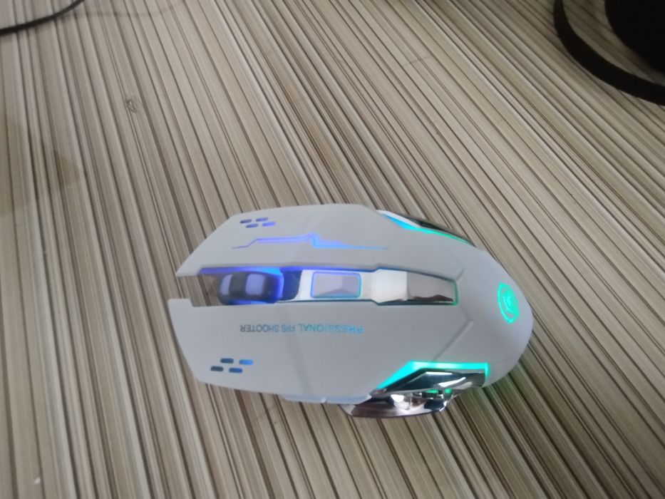 Мышка сотилади Продаётся игровая мышка