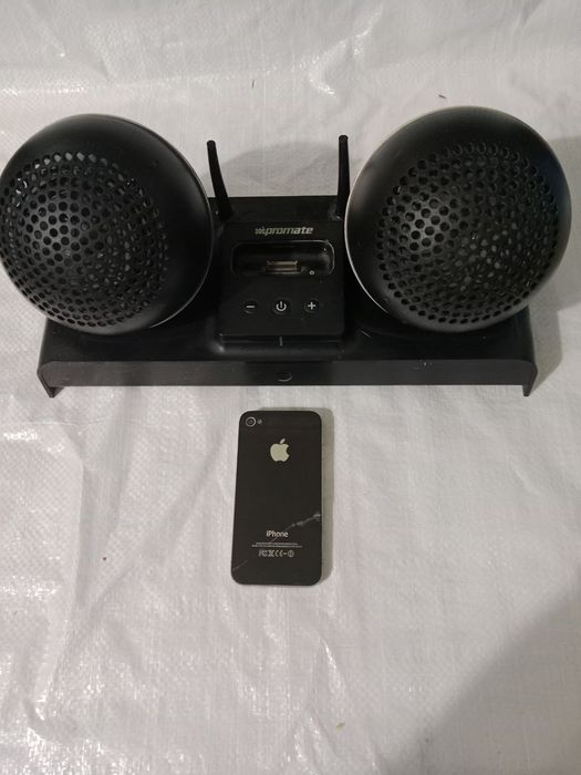 Продается айфон 4