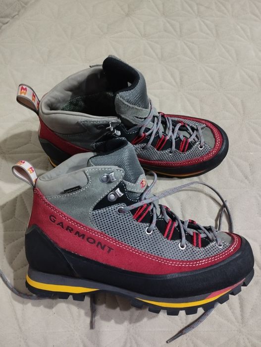 Bocanci Garmont mid gtx