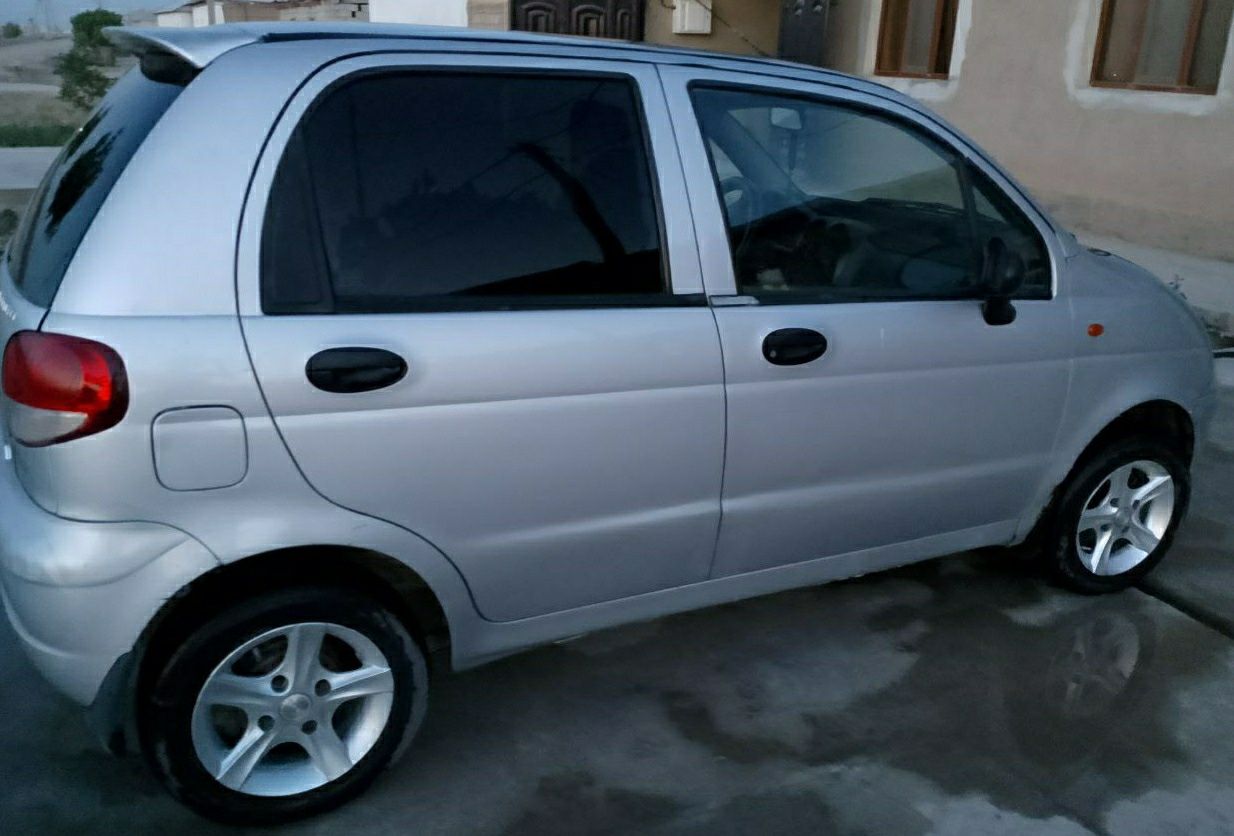 Matiz sotiladi Faqat Naxtga sotiladi