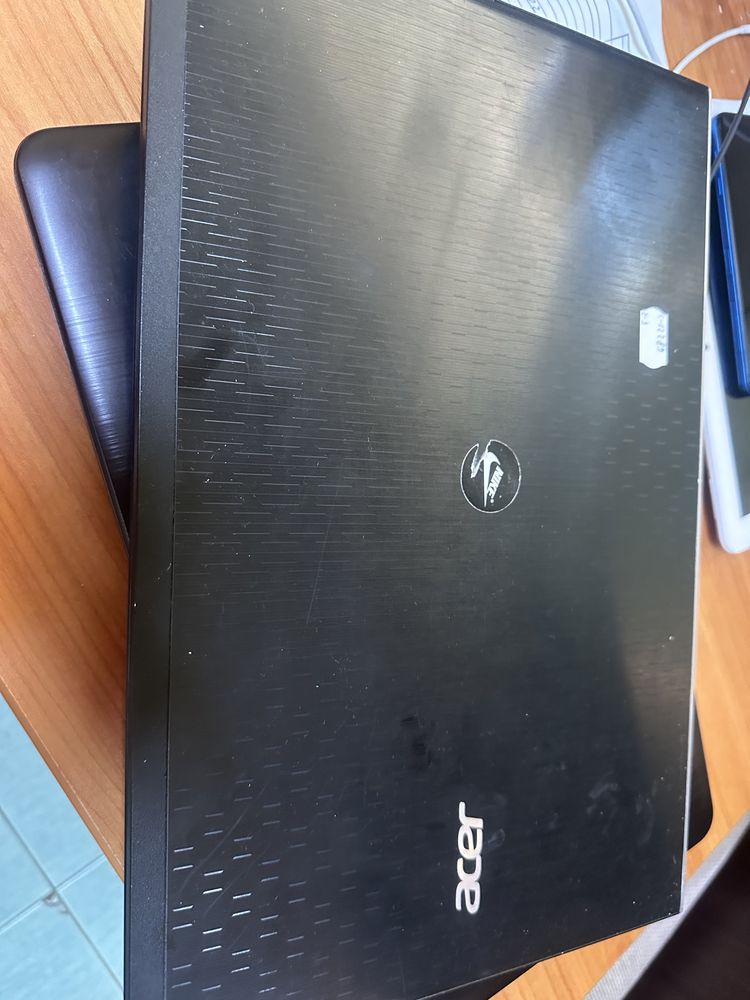 Laptop acer i3 4gb rami