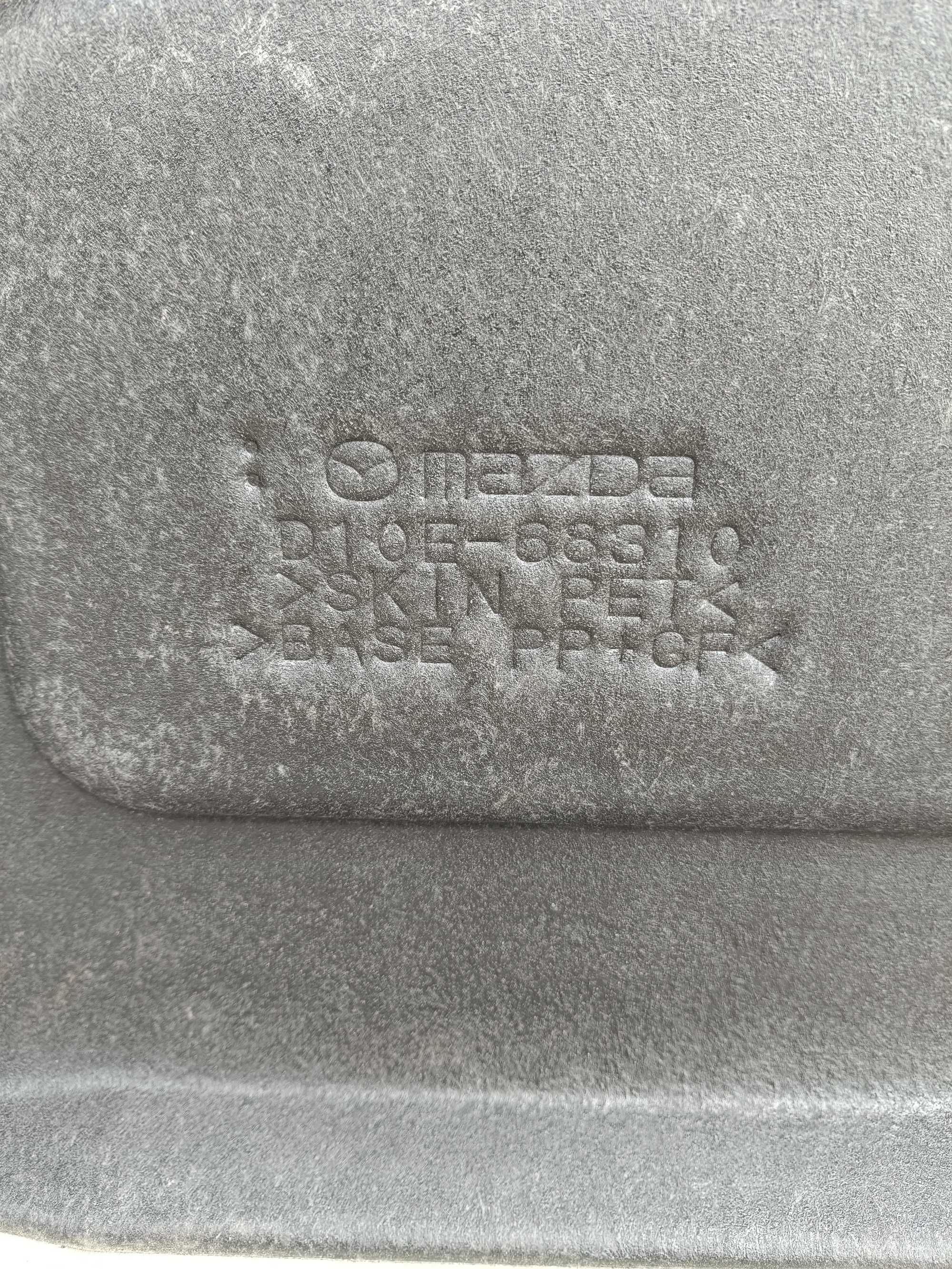 Polita portbagaj Mazda CX-3 D10E-68310