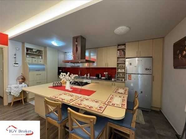 Продава се Къща в София, Люлин 9 - 230 кв.м за 2566 €/кв.м - Снимка #2