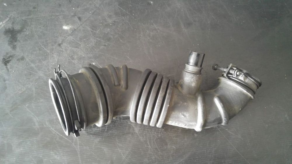 furtun intercooler d16dtf  1.6 xdi 673910 ssangyong tivoli   23510-35100