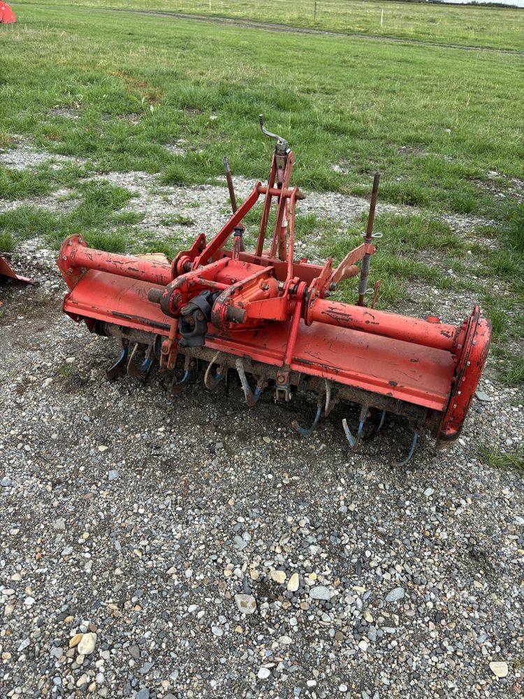 Freza de pamant  yanmar