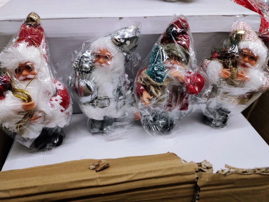 Новогодние игрушки