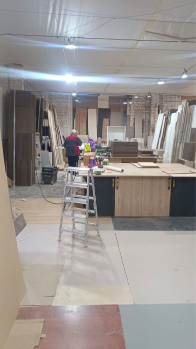 Рабочее место в мебельном цеху