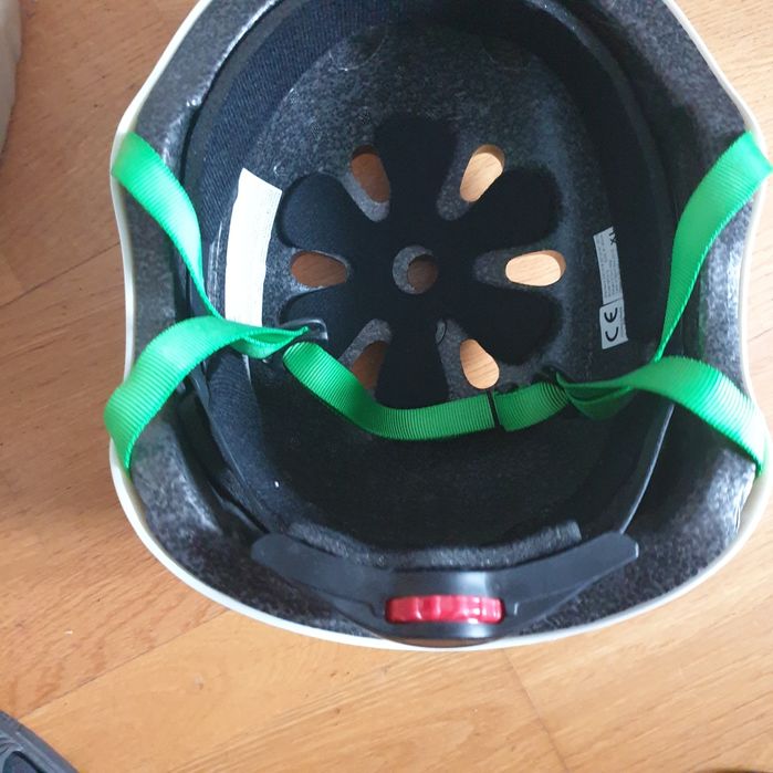 Casca protecție lime noua