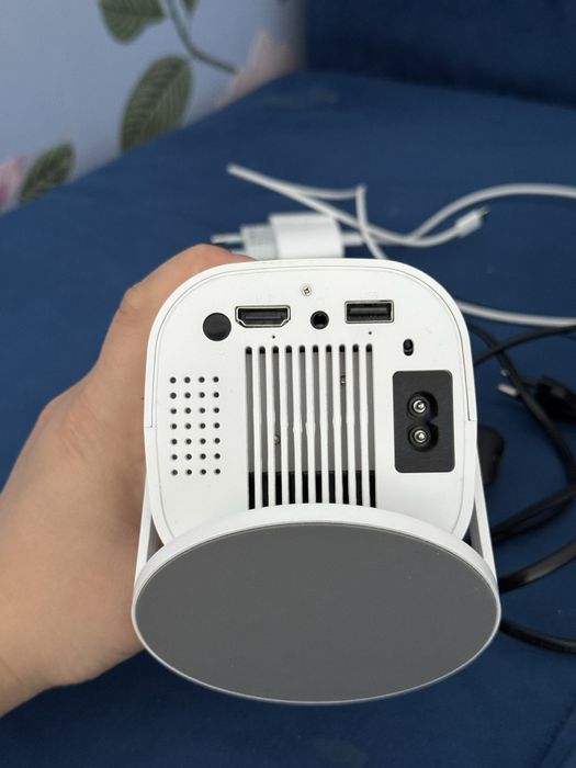 проектор сатылады срочноо қәзір алп кетем десеңдер беріп жіберем