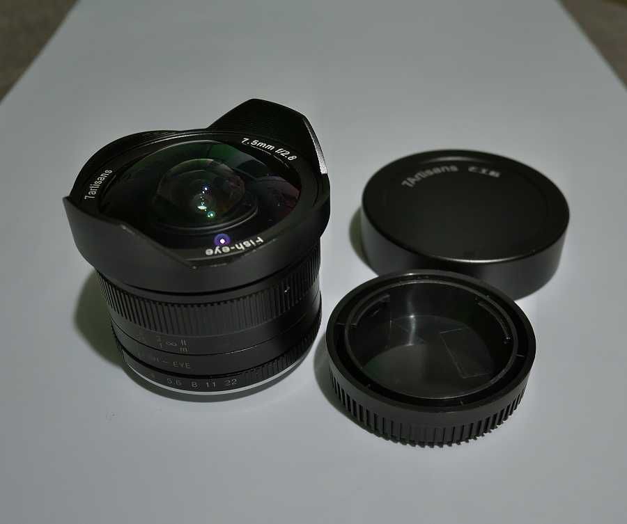 Продавам обектив 7artisans 7.5mm f/2.8 Fisheye на micro 4/3