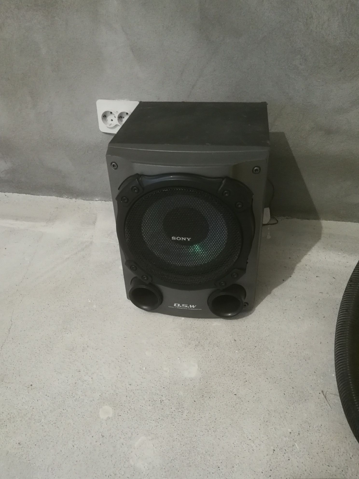 Subwoofer combina muzicala Sony