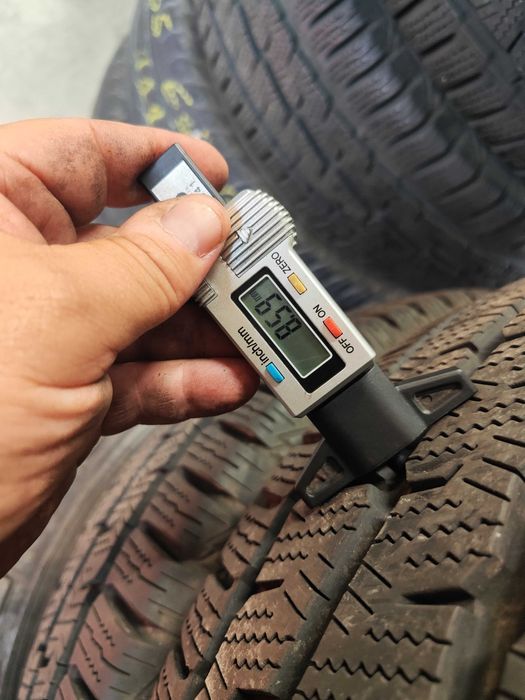 4бр.зимни гуми 205/65/16C Toyo