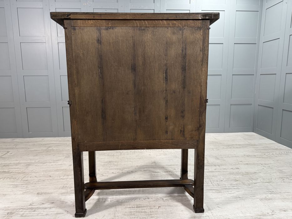 Шкаф - бюфет Jacobean Style Д1101