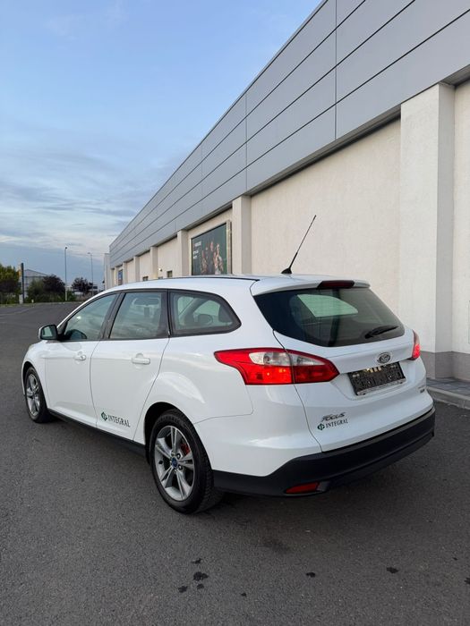 Ford focus recent adus