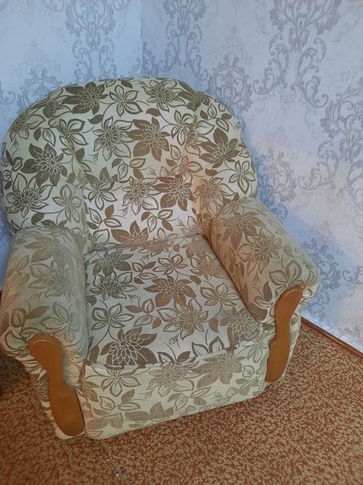 Продам диван и кресло 10 000тг