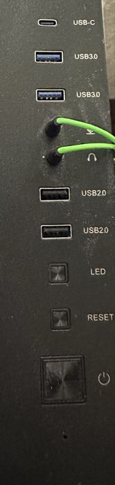 Геймърски компютър+ монитор