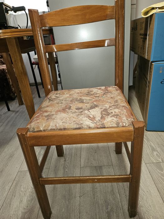 Кухненска маса с 4бр. стола