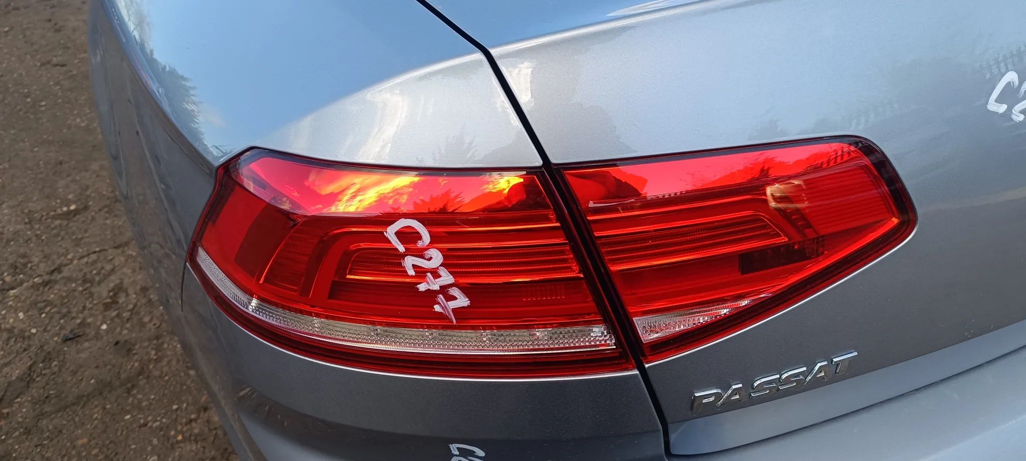 Dezmembrari / Dezmembrez Volkswagen Passat B8 2.0 DFGA cutie viteze SWV culoare LB7S