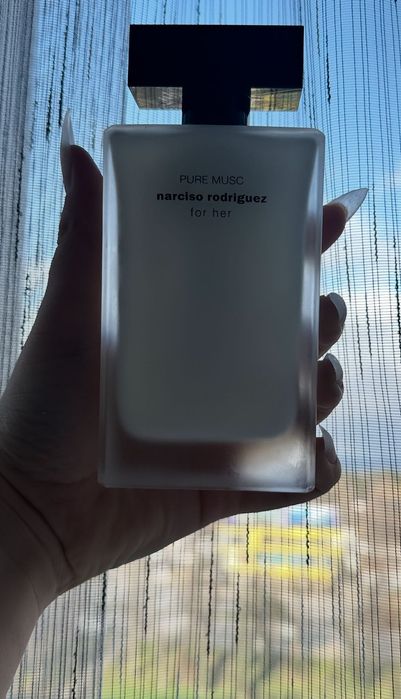 narciso rodriguez
for her PURE MUSC