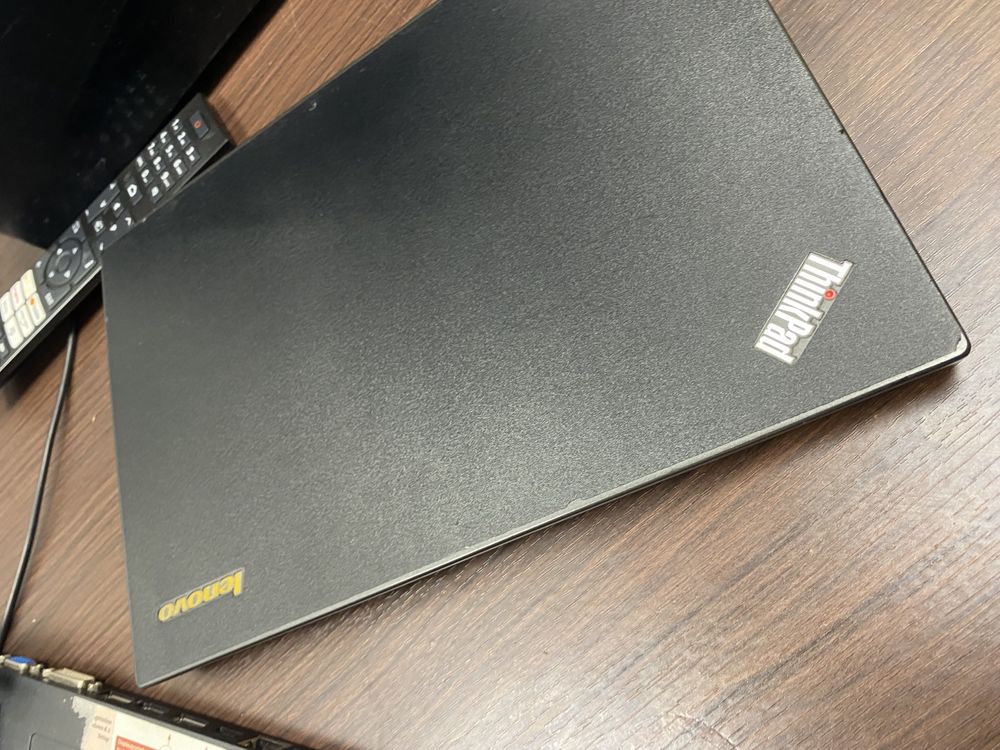 LENOVO THINKPAD x250 intelcore 5200U