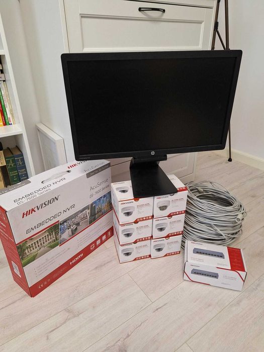 Vând sistem complet de supraveghere Hikvision, folosit doar 2 luni,.