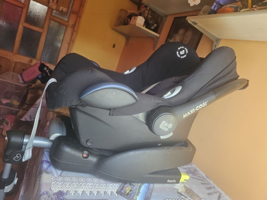 Scoica cu baza maxi cosi city