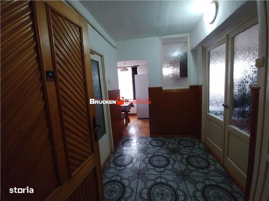 De inchiriat apartament cu o camera