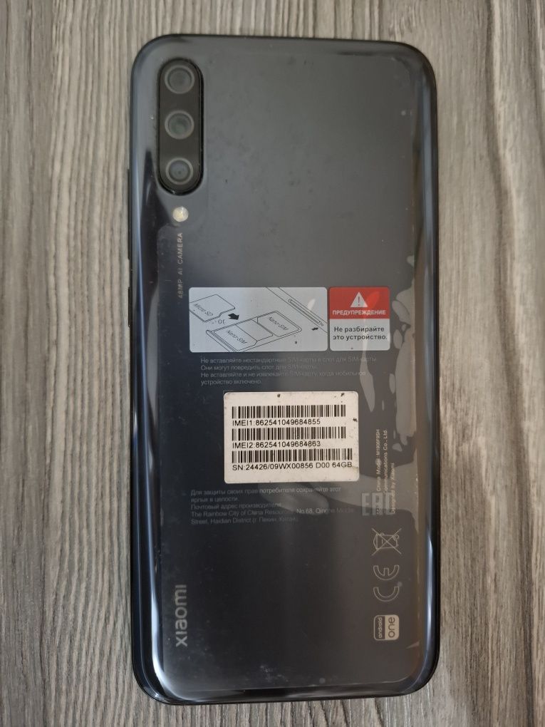 Продам смартфон xiaomi MI A3